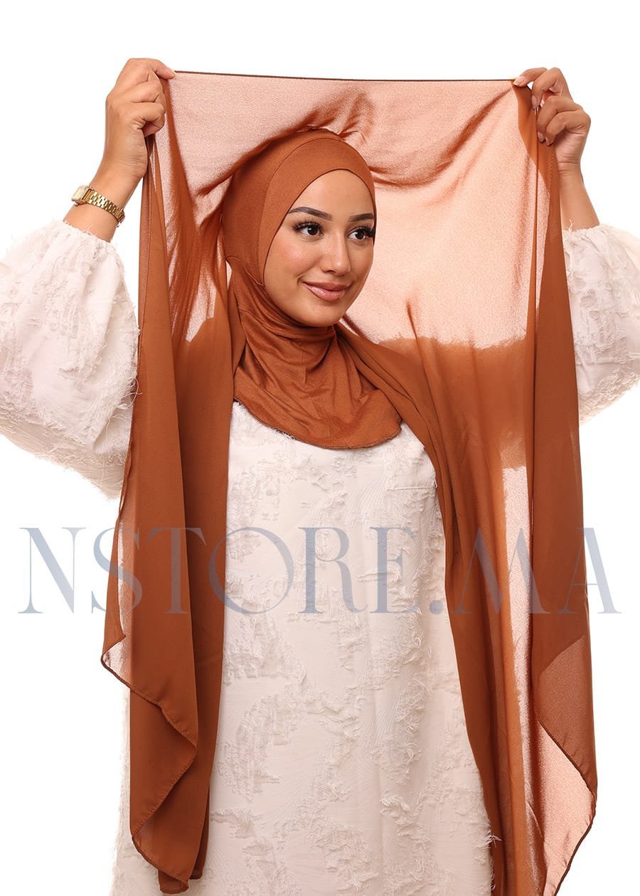 شال كريب حريري بالبوني "النينجا" - بني كراميل غامق