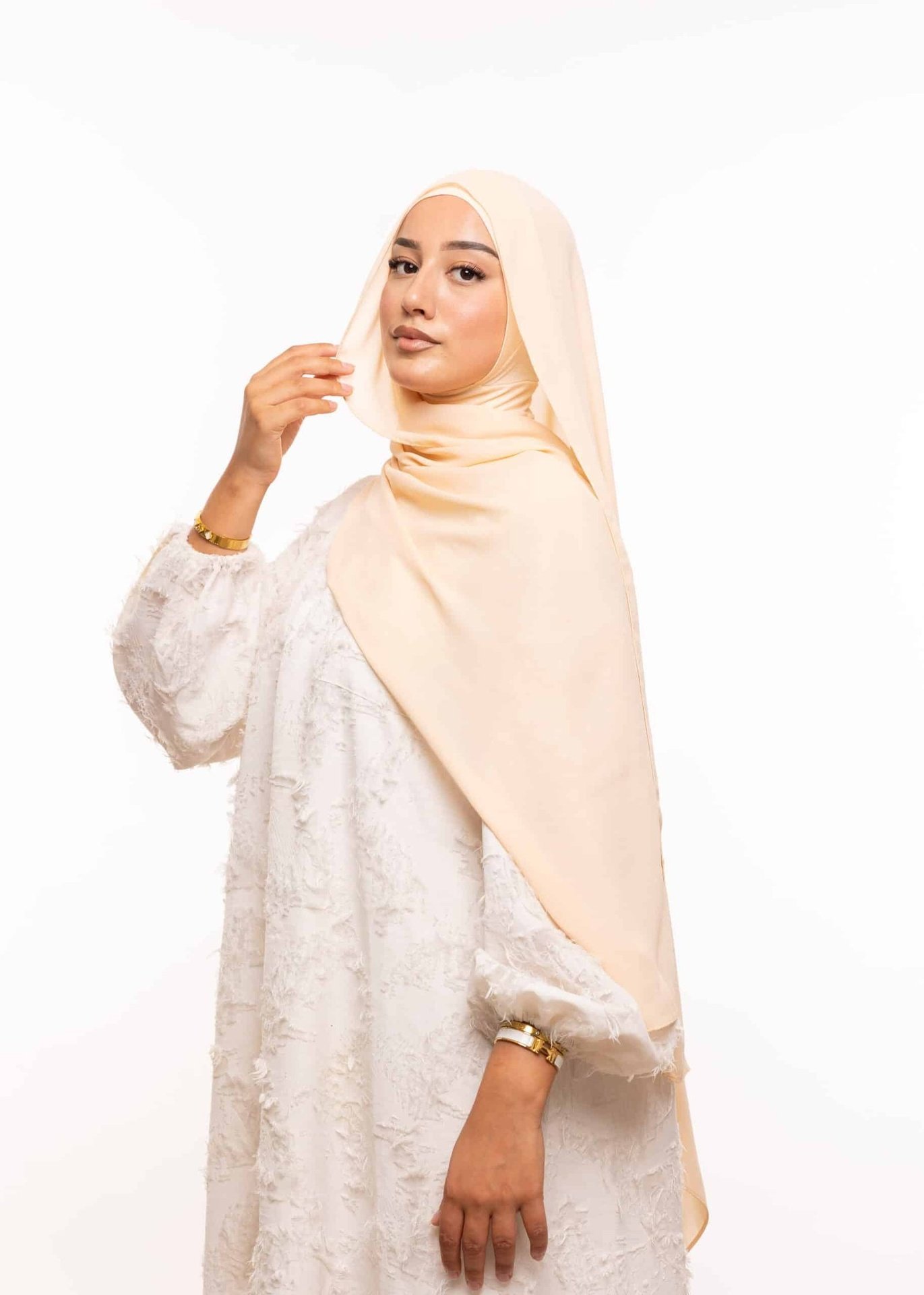 شال-كريب-حريري-بالبوني-النينجا-بيج-باستيل_All-حجاب-شال-كريب-حريري-بالبوني-النينجا_415_4.jpeg شال كريب حريري بالبوني "النينجا" - بيج باستيل