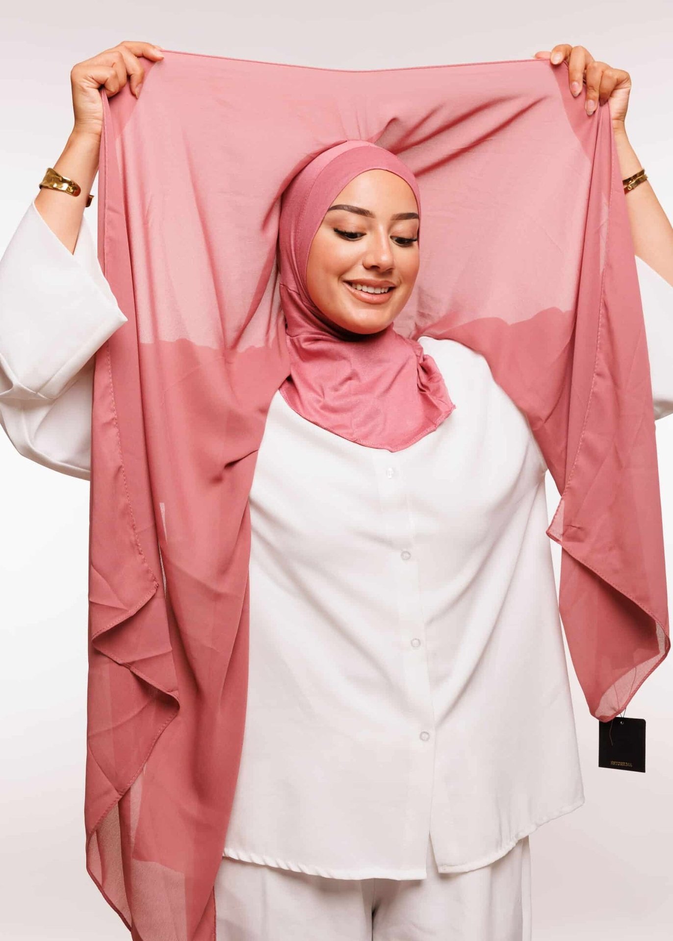 شال-كريب-حريري-بالبوني-النينجا-كشيري_All-حجاب-شال-كريب-حريري-بالبوني-النينجا_78412_4.jpeg شال كريب حريري بالبوني "النينجا" - كشيري